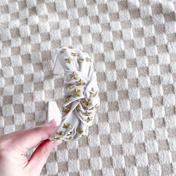 Dew Edit Tan and Gold Star Headband - Picture 3 of 3